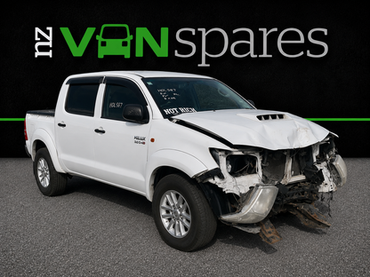 TOYOTA HILUX (KUN26) 2013