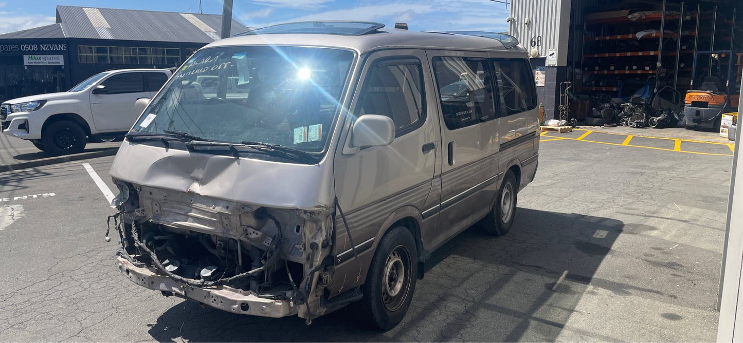 TOYOTA HIACE SUPER CUSTOM  (KZH100) 1993