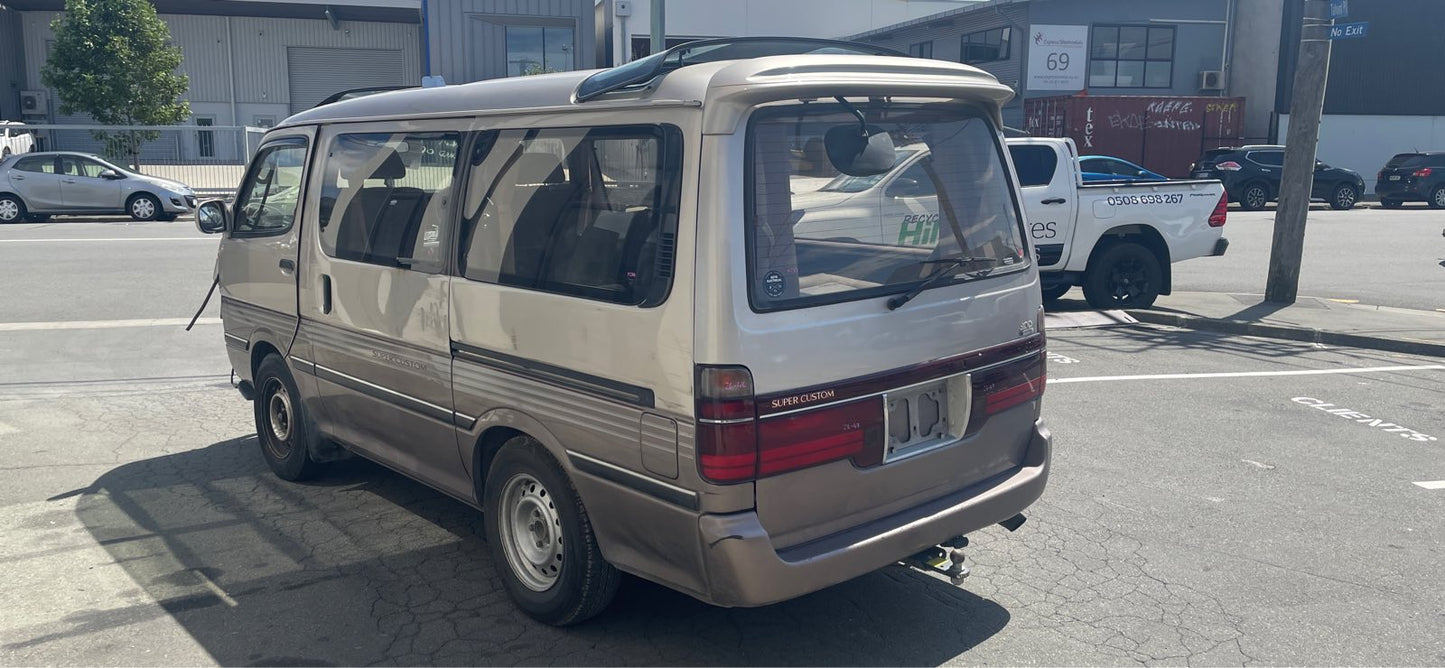 TOYOTA HIACE SUPER CUSTOM  (KZH100) 1993