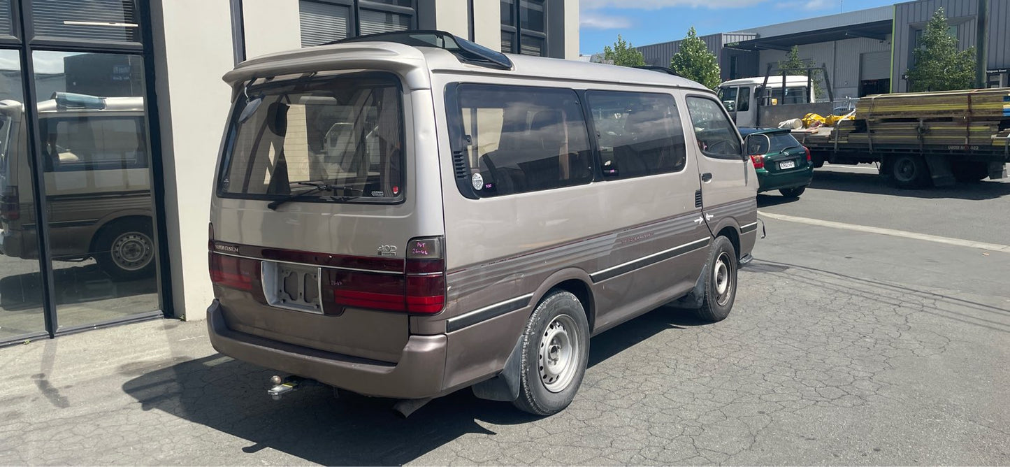TOYOTA HIACE SUPER CUSTOM  (KZH100) 1993