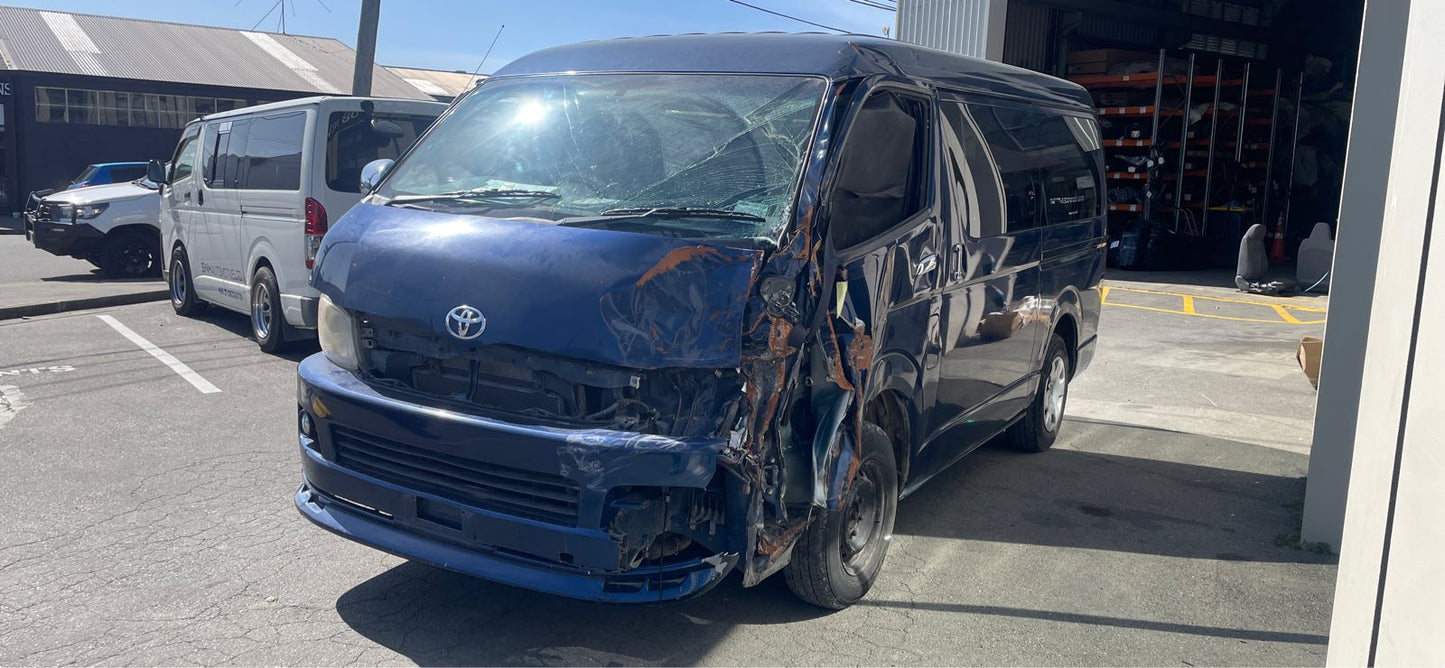 TOYOTA HIACE (TRH219) 2007