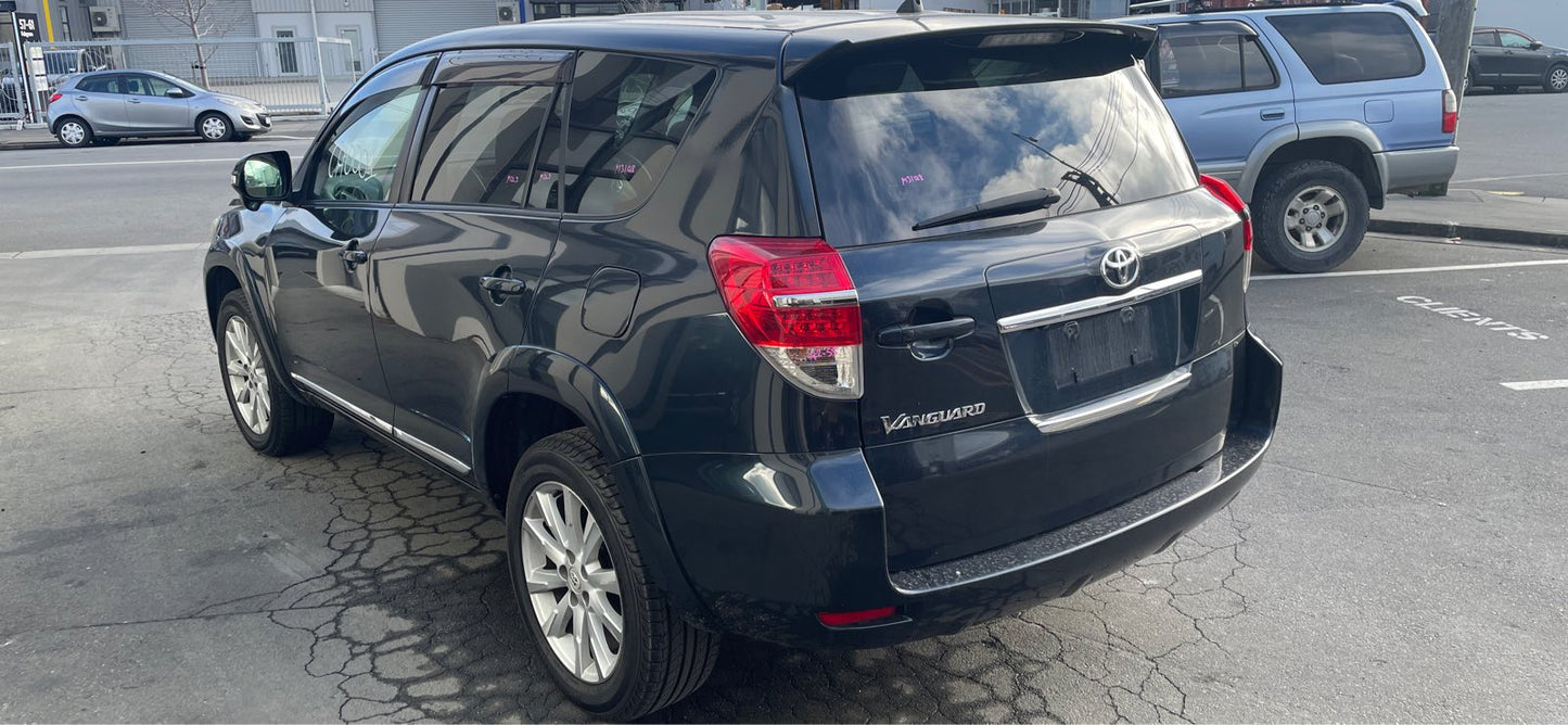 TOYOTA VANGUARD (ACA38) 2011