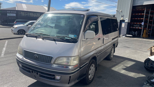 TOYOTA HIACE SUPER CUSTOM (RZH101) 1996