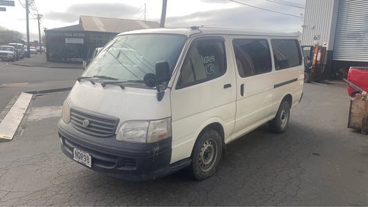 TOYOTA HIACE CUSTOM (RZH111) 2001