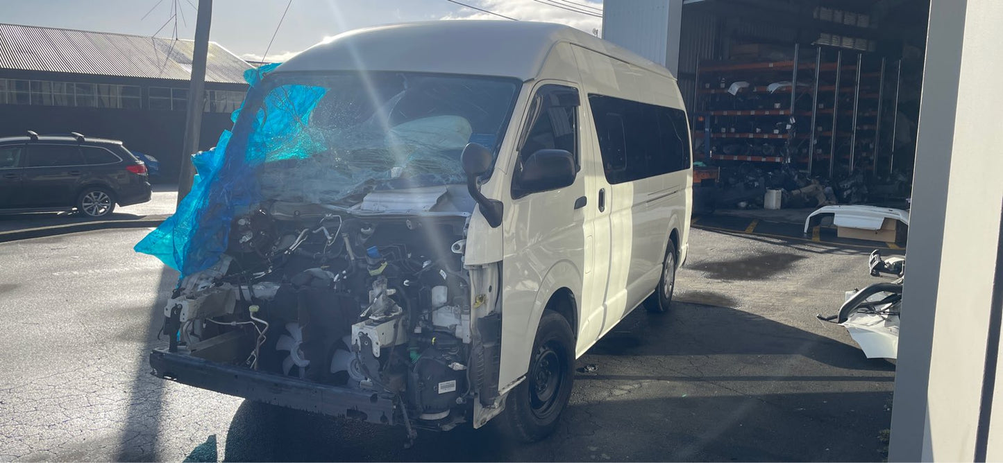 TOYOTA HIACE (GDH226) 2019
