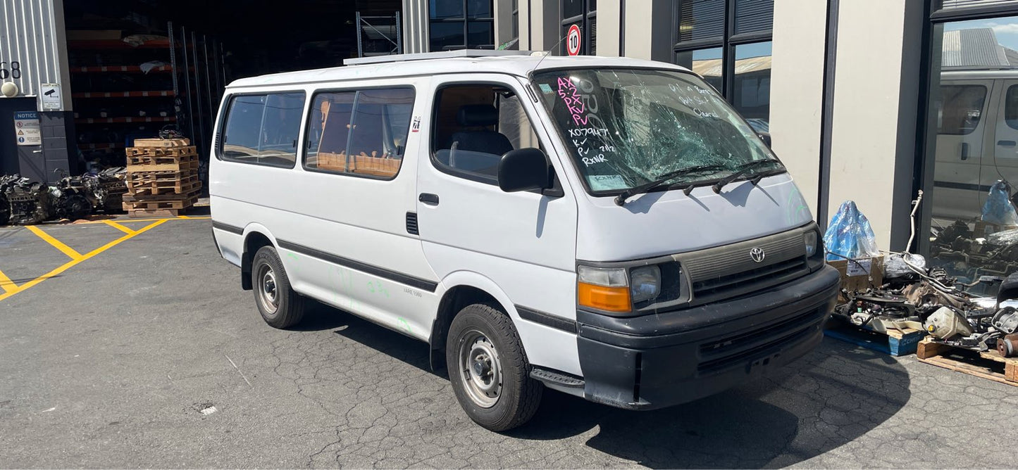 TOYOTA HIACE (RZH113) 1998