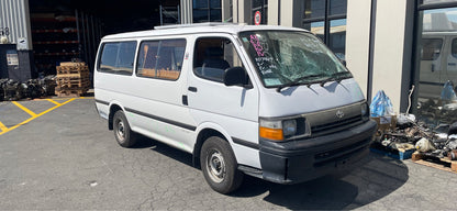 TOYOTA HIACE (RZH113) 1998
