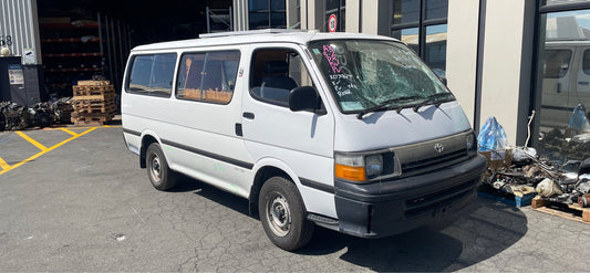 TOYOTA HIACE (RZH113) 1998
