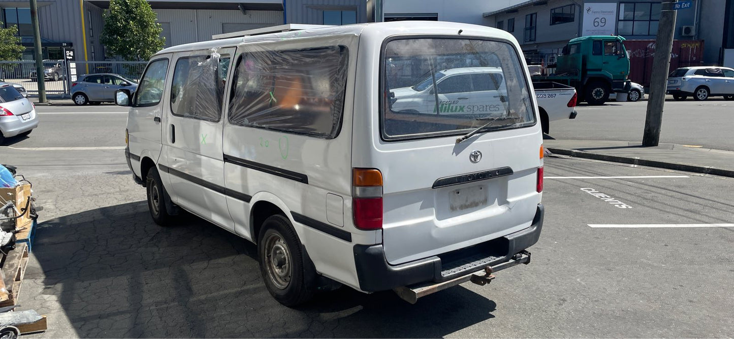 TOYOTA HIACE (RZH113) 1998