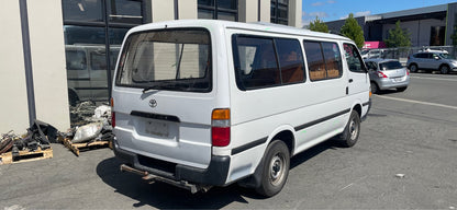 TOYOTA HIACE (RZH113) 1998