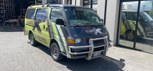 TOYOTA HIACE (RZH103) 2000